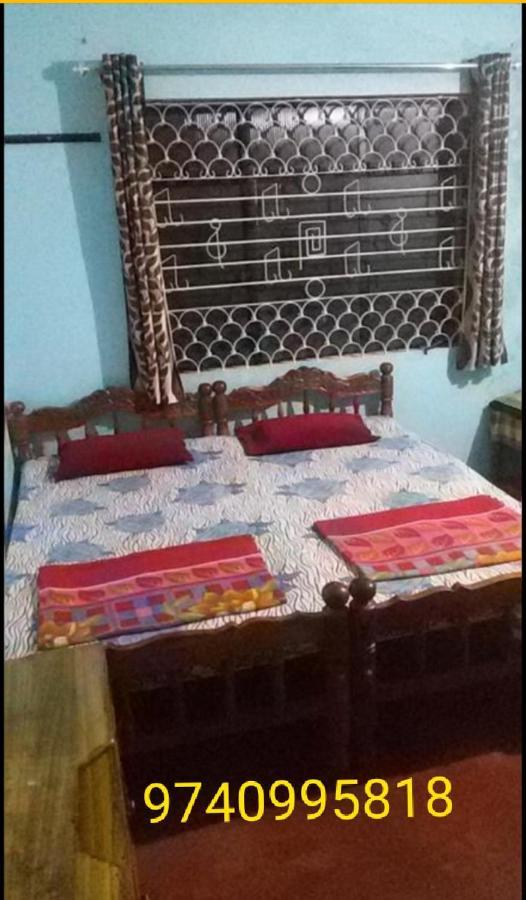 Family Homestay マディケーリ エクステリア 写真