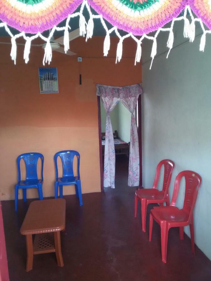 Family Homestay マディケーリ エクステリア 写真